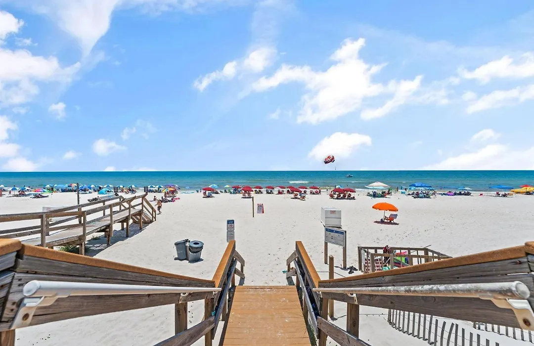Ocean Breeze East 803-1